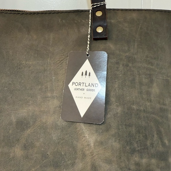 NWT Portland Leather Goods Tote in Dark Brown/Gray - Picture 5 of 8